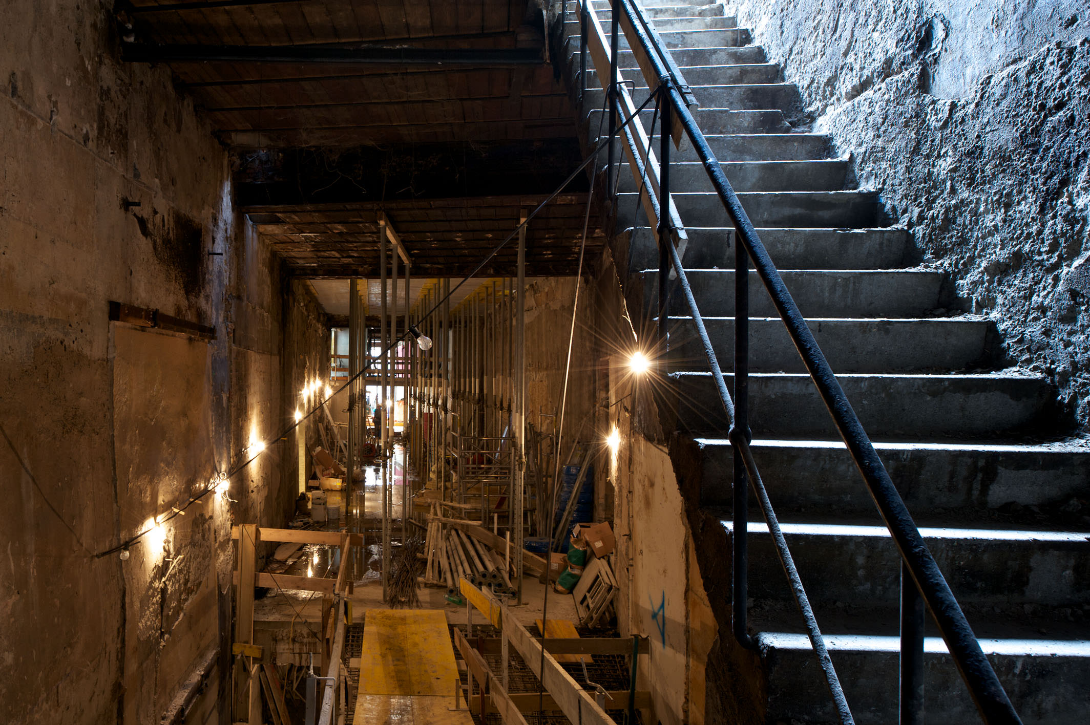 E10303  |  MplusV  |  Chantier Rue St. Francois, Lausanne